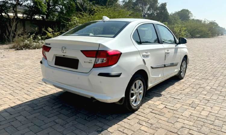 Honda Amaze Self Drive Car